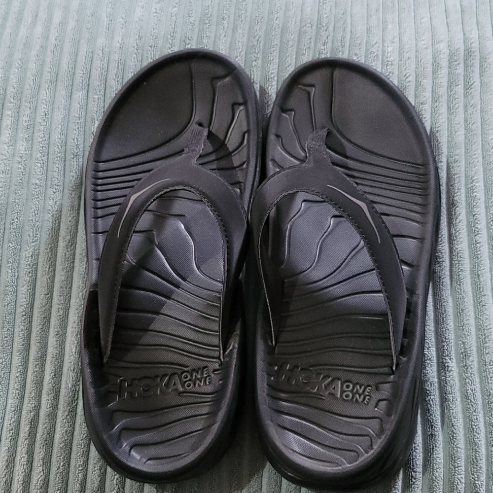 Womens Hoka flip flops